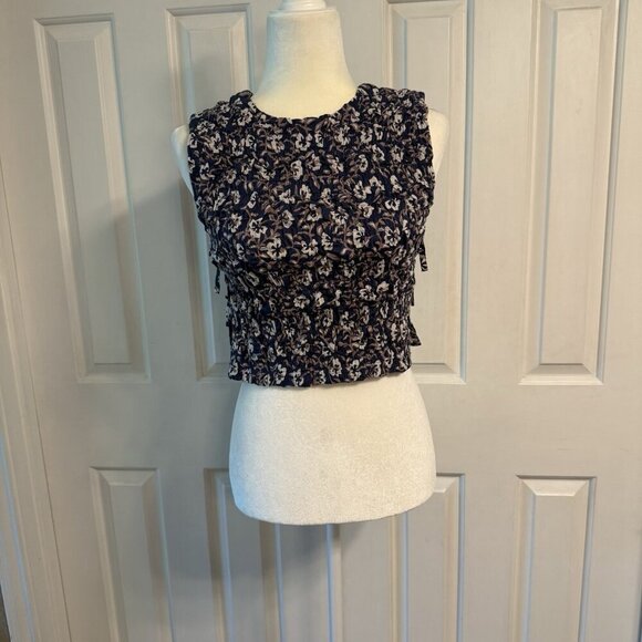 Mirth Floral Sleeveless Smocked Cropped Tank Top - Picture 9 of 15
